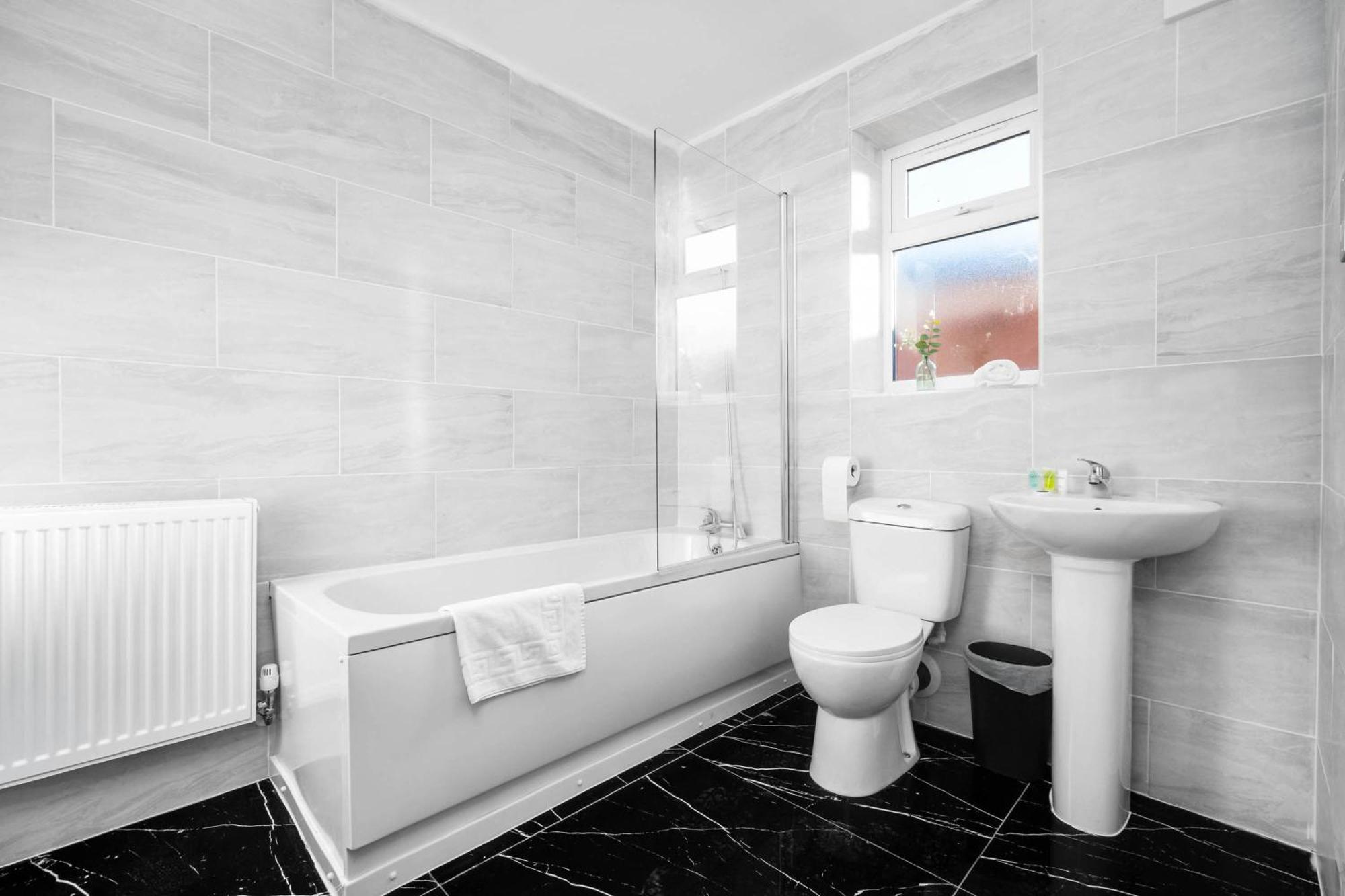 Modern Apartment - Cradley Heath - Top Rated - Netflix - Wifi - 1Mh Smethwick Esterno foto